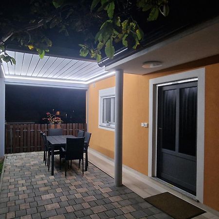 Apartma Nika Pobegi ภายนอก รูปภาพ